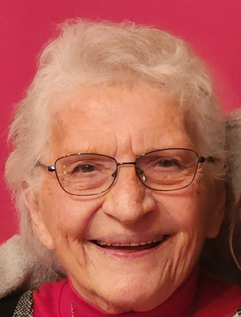 Gail Wadsworth Burnham  Kamm